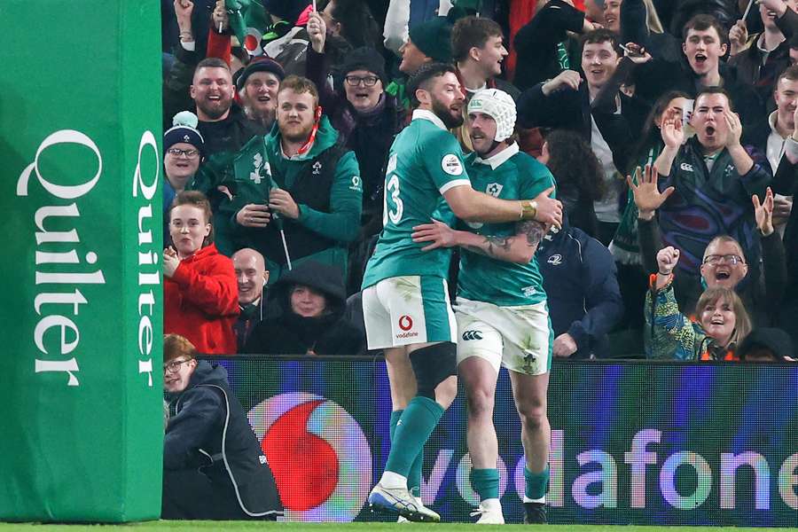 Ireland full-back Mack Hansen (R) celebrates with Robbie Henshaw Ireland full-back Mack Hansen (R) celebrates with Robbie Henshaw