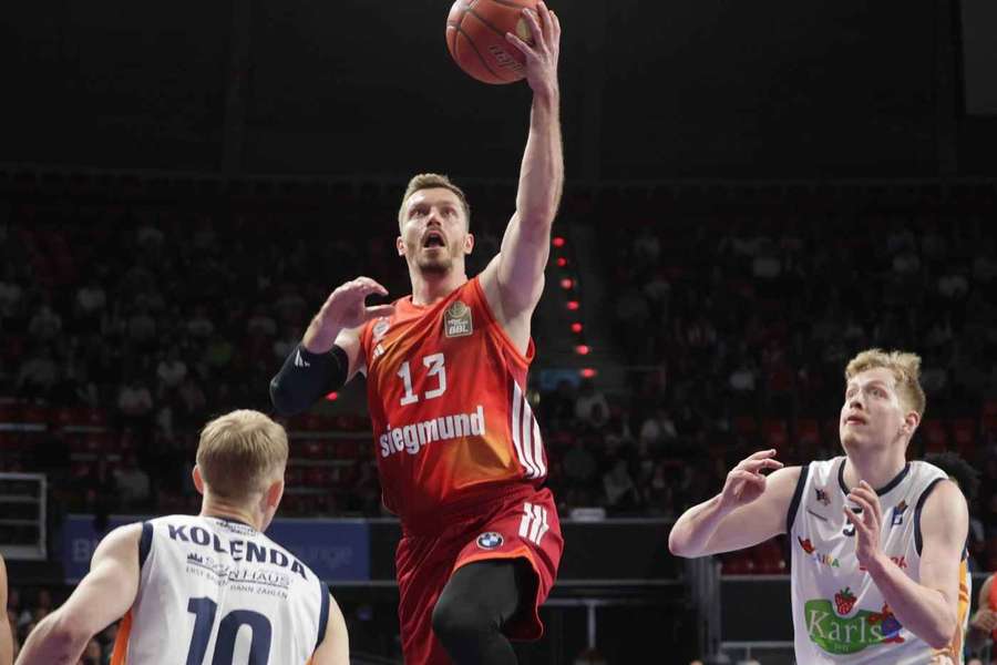 Obst (m.) erzielte 15 Punkte für die Bayern