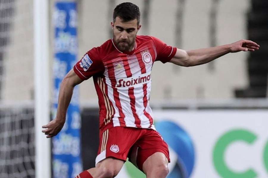 Sokratis Papastathopoulos pode regressar à Alemanha