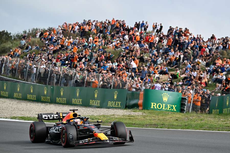 Verstappen corre em casa no GP holandês