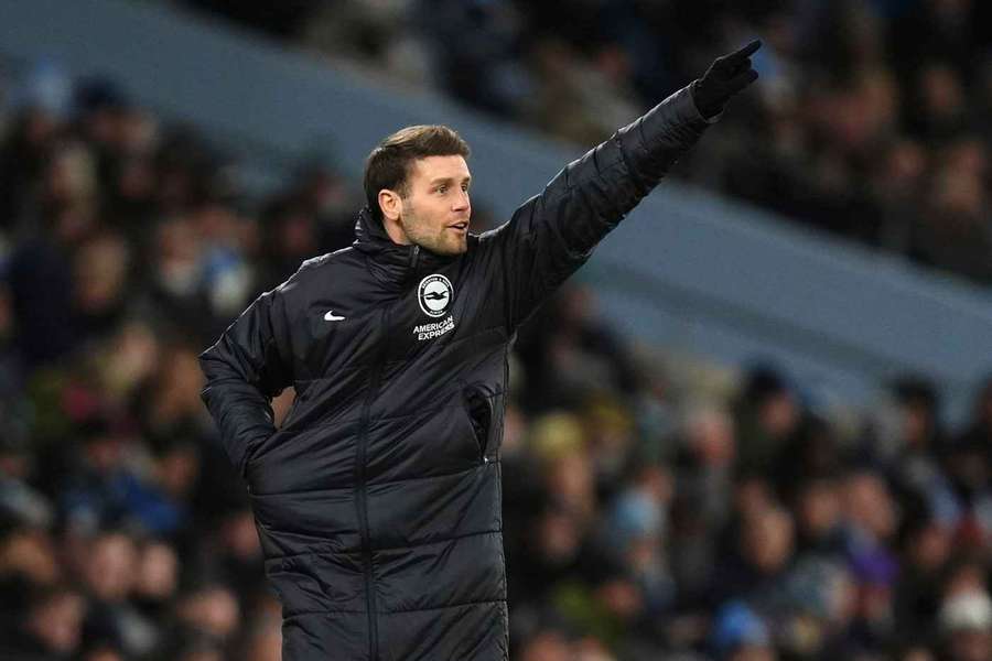 Fabian Hürzeler an der Seitenlinie.