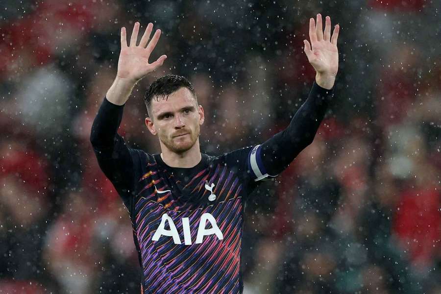 Robertson wants Spurs to move forward Robertson wants Spurs to move forward