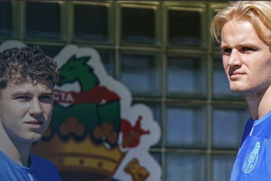 Oskar Pietuszewski e Victor Froholdt no treino do FC Porto Oskar Pietuszewski e Victor Froholdt no treino do FC Porto
