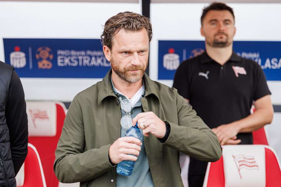Grzelak dumny z Cracovii, a Ojrzyński wprost: "Tlen drużynie gospodarzy dali sędziowie" Grzelak dumny z Cracovii, a Ojrzyński wprost: "Tlen drużynie gospodarzy dali sędziowie"