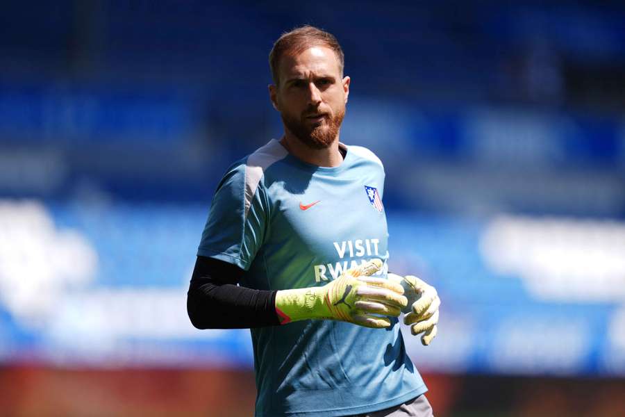Oblak, en un calentamiento del Atlético de Madrid.