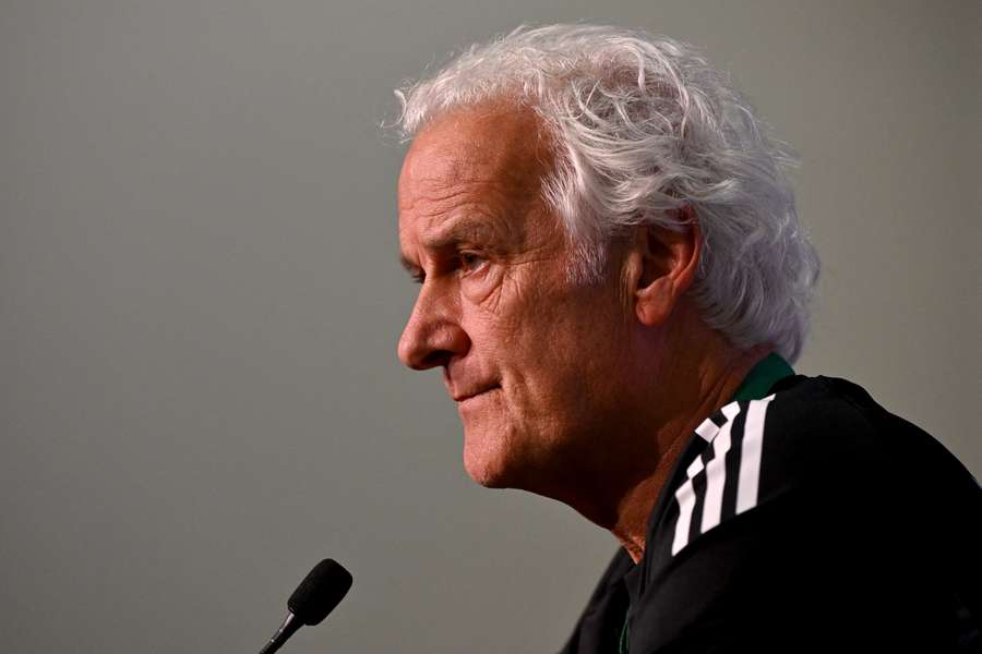 Fred Rutten speaks to the media