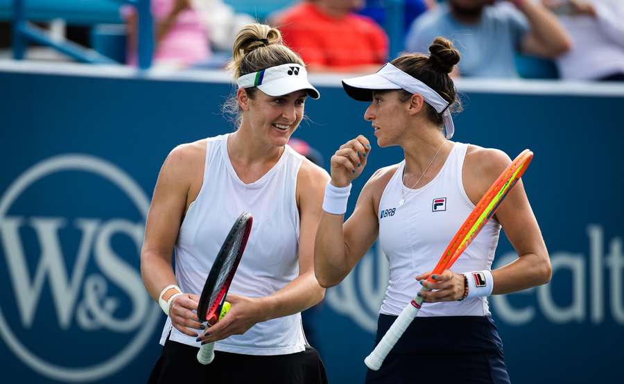 Stefani met haar partner Gabriela Dabrowski