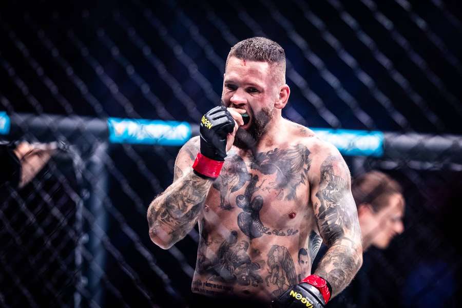 Čepovi debut v UFC nevyšiel. Čepovi debut v UFC nevyšiel.
