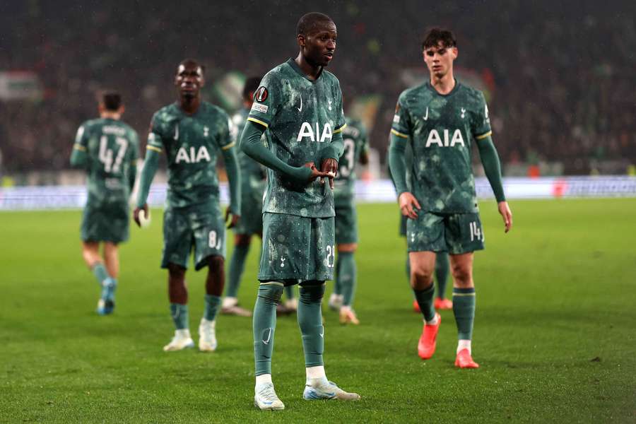 Sarr abriu o placar para o Tottenham contra o Ferencváros