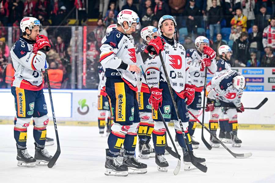 Pardubice v derby s Hradcem nedaly ani gól. Pardubice v derby s Hradcem nedaly ani gól.