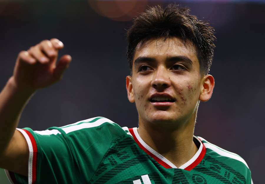Gilberto Mora, do México Gilberto Mora, do México