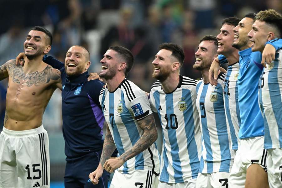 Gana extra dos colegas de Messi fica explícita em campo Gana extra dos colegas de Messi fica explícita em campo