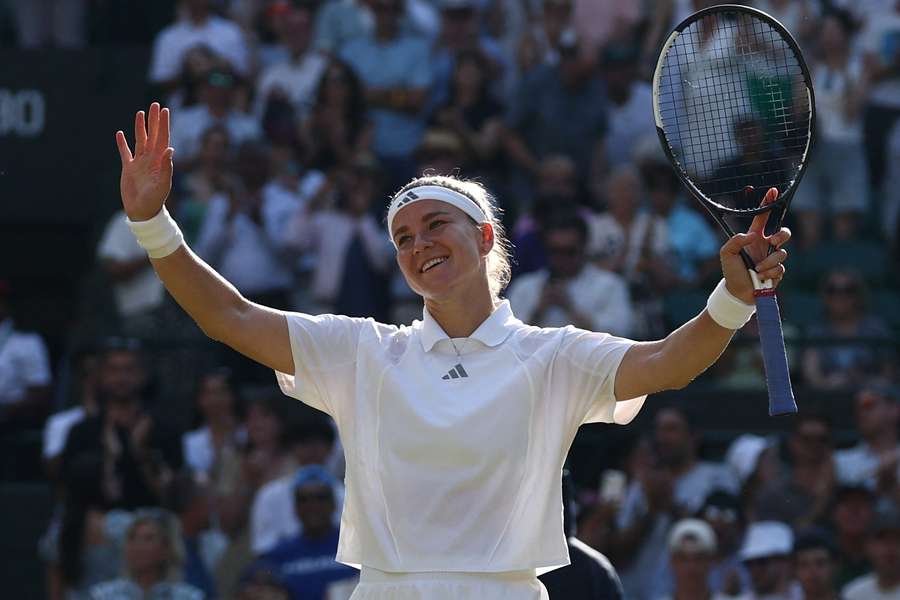 Muchova stoppe Osaka et rejoint Gauff en demies à Wimbledon Muchova stoppe Osaka et rejoint Gauff en demies à Wimbledon