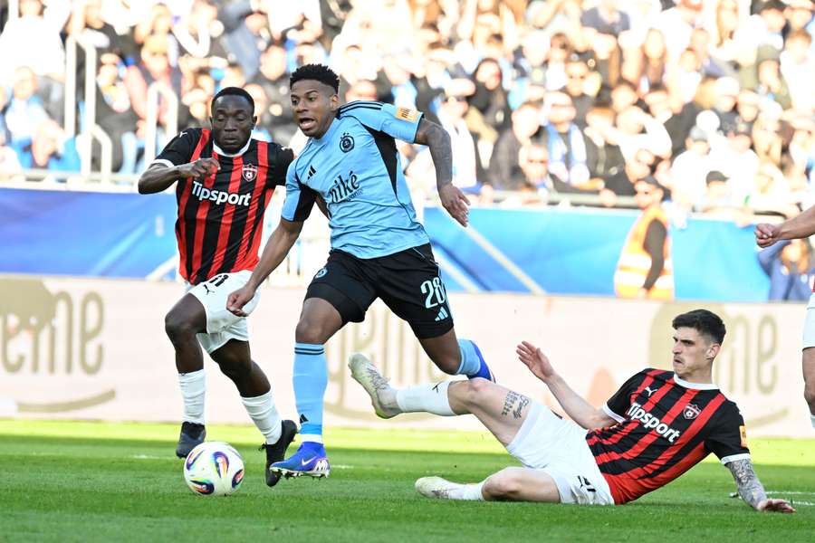 V najväčšom slovenskom derby sa body delili.