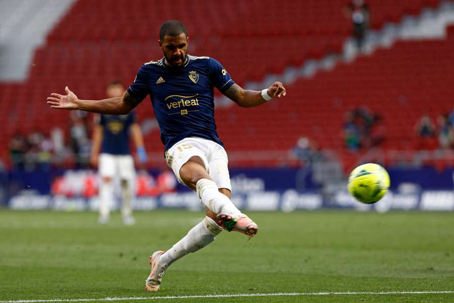 Ramalho, con Osasuna en el Metropolitano Ramalho, con Osasuna en el Metropolitano