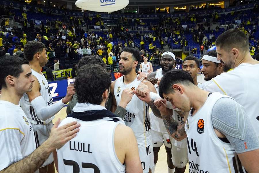 Los jugadores del Madrid, tras ganar al Fenerbahçe Los jugadores del Madrid, tras ganar al Fenerbahçe