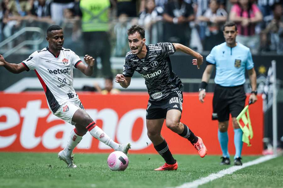 Torcida do Galo passou sufoco no segundo tempo diante do Vitória