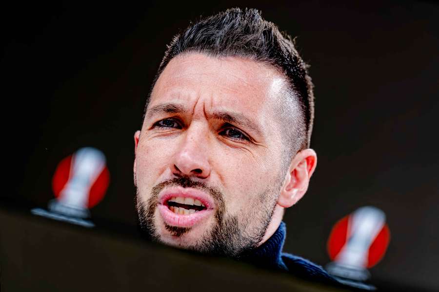 Ajax manager Francesco Farioli clashed with journalist Mike Verweij during Thursday's post-match press conference