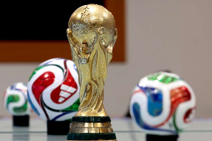 Cine transmite Cupa Mondială 2026 în România Cine transmite Cupa Mondială 2026 în România