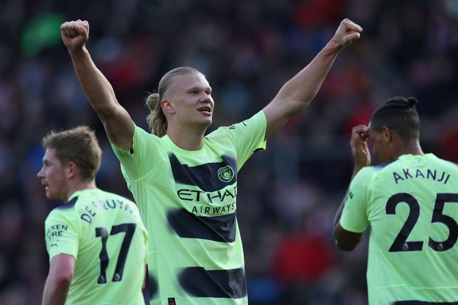 Haaland bisou diante do Southampton