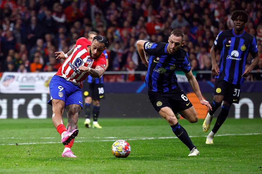 Memphis scored Atletico's equaliser in their win over Inter
