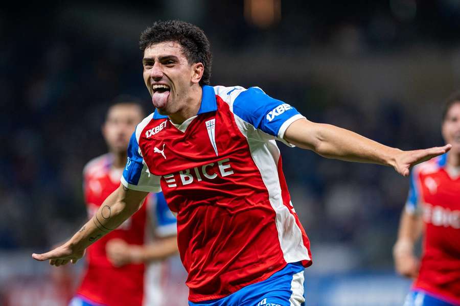 O Cruzeiro ficou no empate com a Universidad Católica no Mineirão O Cruzeiro ficou no empate com a Universidad Católica no Mineirão