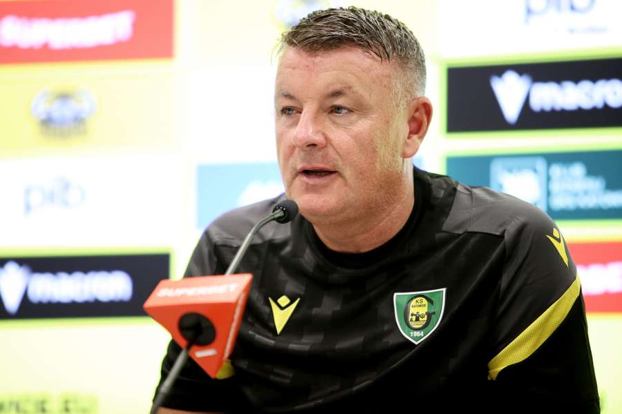 Katowice, 29.07.2026. Trener GKS-u Rafał Górak podczas konferencji prasowej.