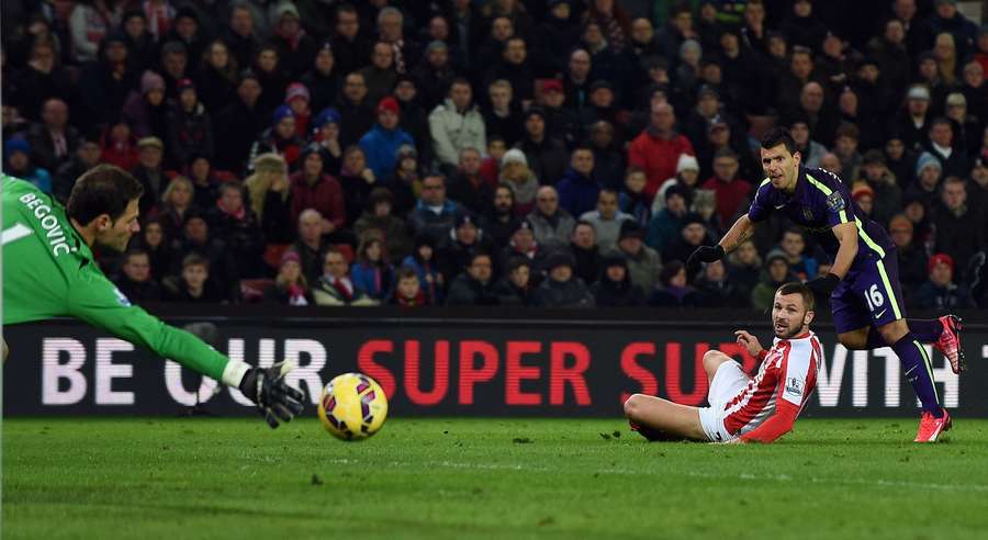 Begovic concedes to Sergio Aguero in 2015 Begovic concedes to Sergio Aguero in 2015