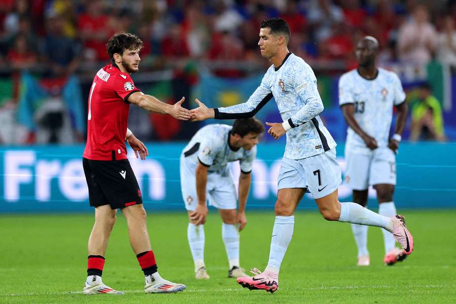 Cristiano Ronaldo i-a transmis un mesaj lui Kvaratskhelia după grava accidentare suferită