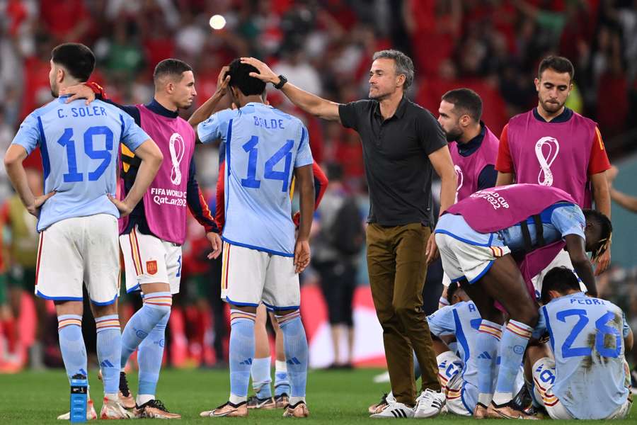 Luis Enrique stopper som spansk landstræner - U/21-træner tager over