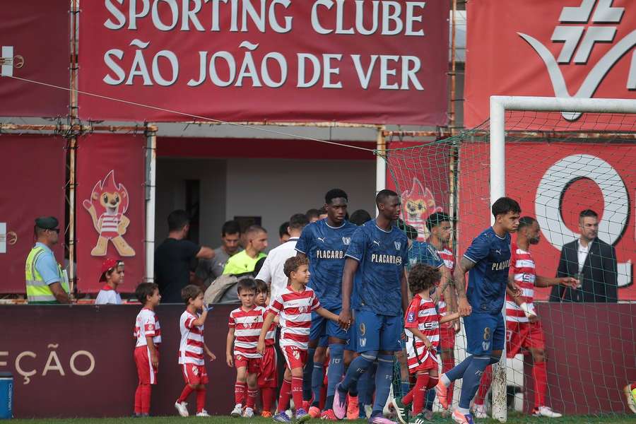 São João de Ver recebeu o Famalicão São João de Ver recebeu o Famalicão