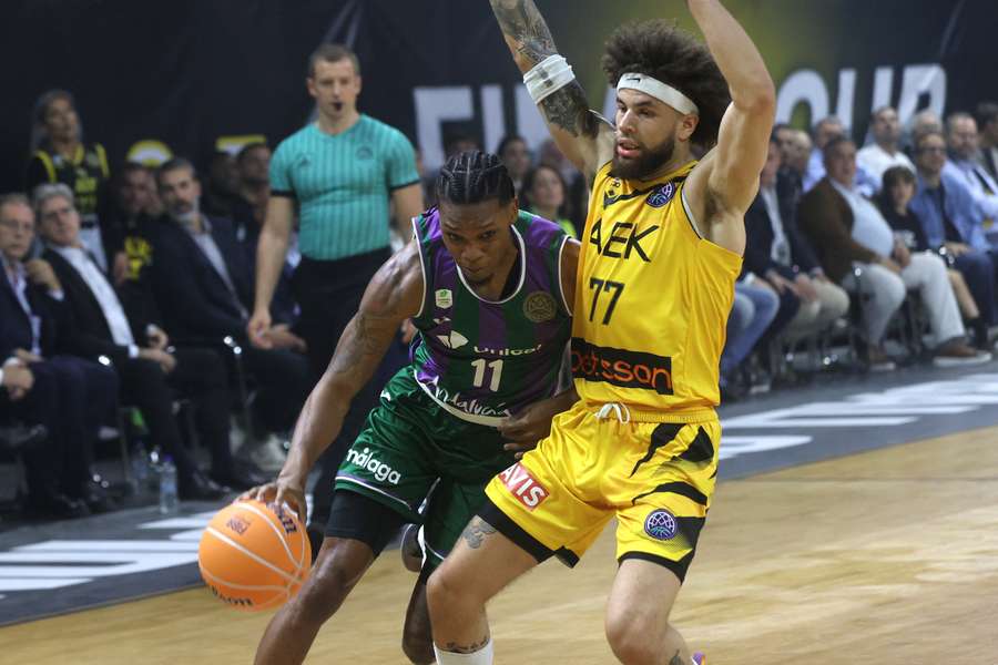 Tyson Carter ante Hunter Hale