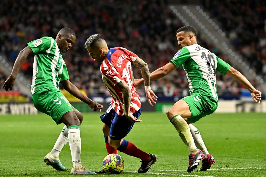 Ángel Correa volverá a jugar este miércoles con el Atlético de Madrid