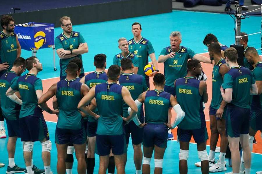 Brasil estreia no torneio neste sábado