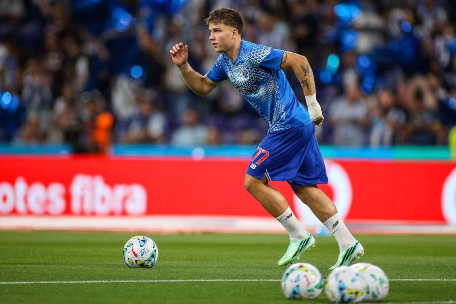 Pietuszewski soma quatro internacionalizações pela Polónia Pietuszewski soma quatro internacionalizações pela Polónia