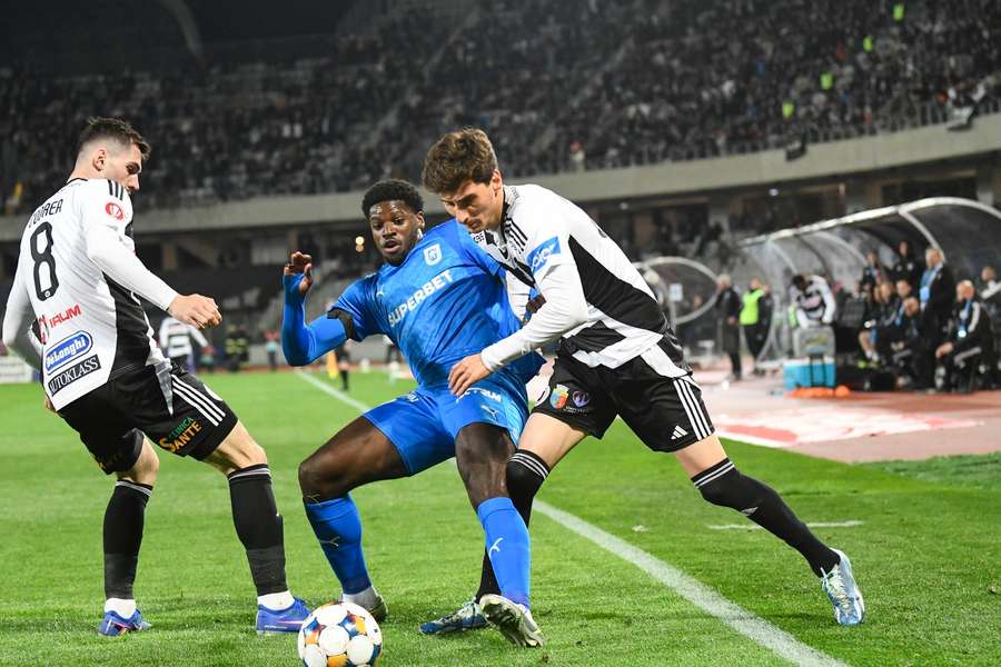 Universitatea Craiova și U Cluj vor deschide oficial noul sezon 2026/27 al Superligii, când se vor înfrunta în Supercupa României Universitatea Craiova și U Cluj vor deschide oficial noul sezon 2026/27 al Superligii, când se vor înfrunta în Supercupa României