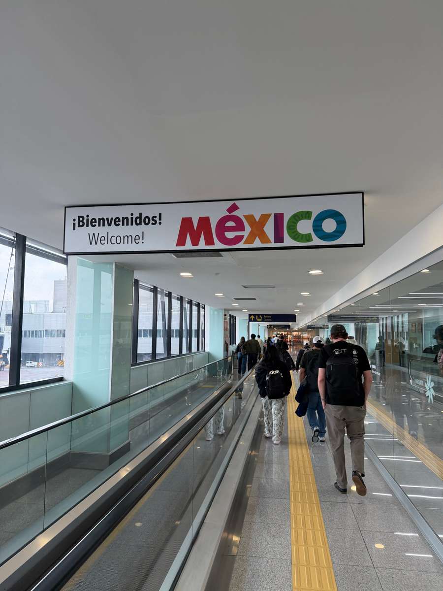 Entrada no México foi bastante facilitada pela organização local Entrada no México foi bastante facilitada pela organização local