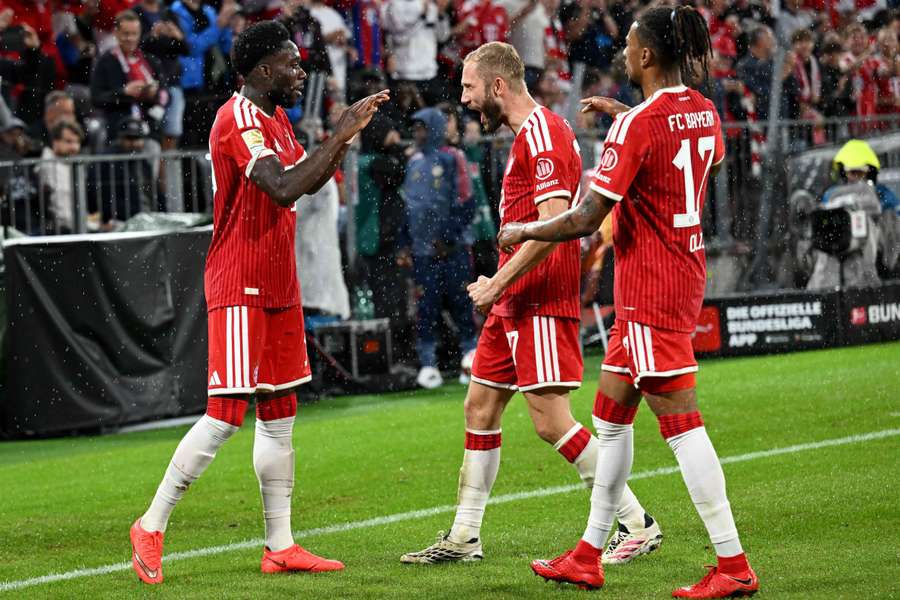 Bayern vstup do sezony zvládl. Bayern vstup do sezony zvládl.