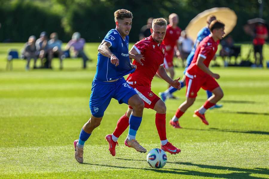 Widzew pokonał Banika w meczu sparingowym. Debiut Fornalczyka, bramka Pawłowskiego