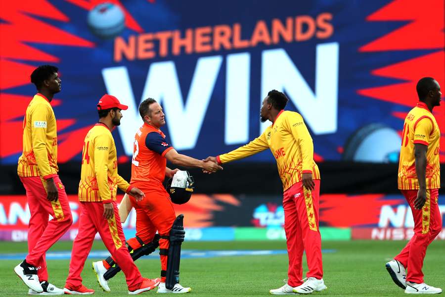 Uitgeschakeld Nederland boekt eerste zege in tweede ronde WK T20