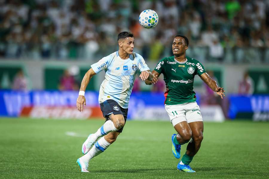 Grêmio e Palmeiras abrem o domingo (20) de Brasileirão