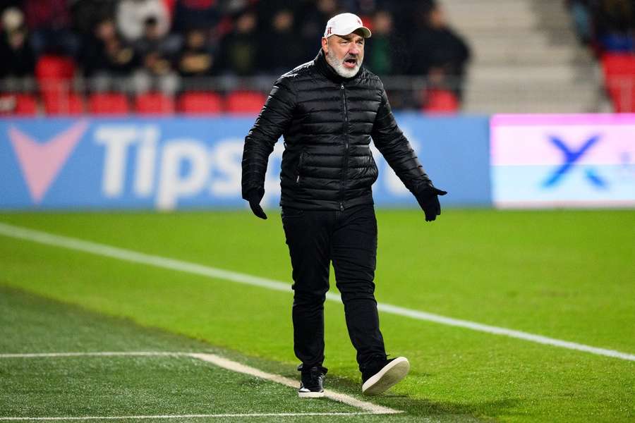 Trenér Slavie Jindřich Trpišovský.