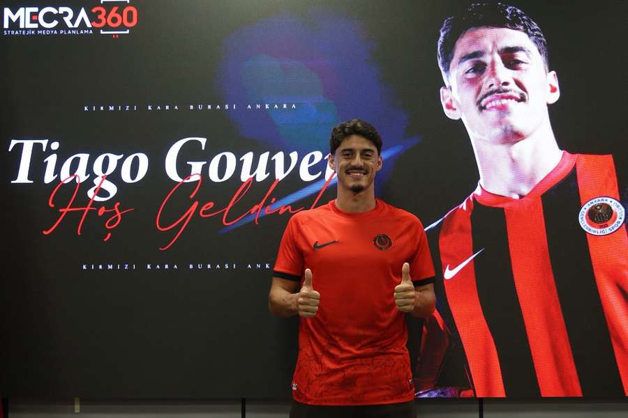 Tiago Gouveia já foi apresentado