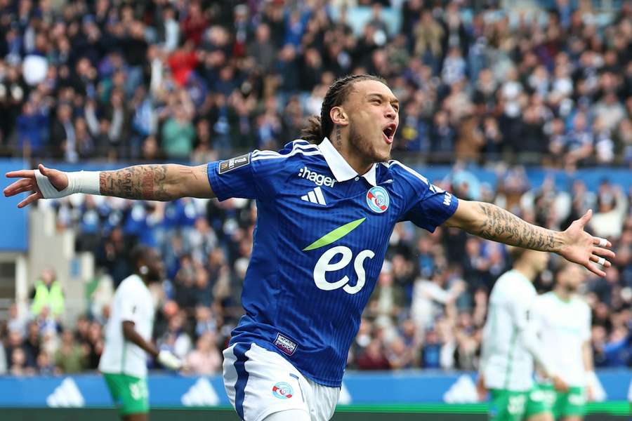 Diego Moreira avec Strasbourg.