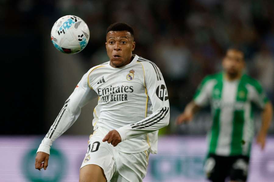 Kylian Mbappé, ante el Betis