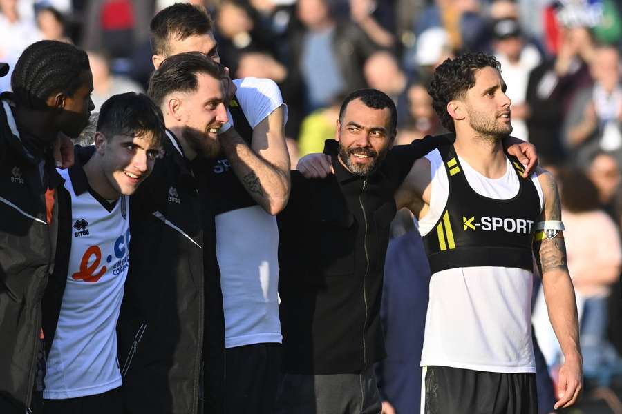 Chelsea legend Cole reflects on first weeks with Cremonese