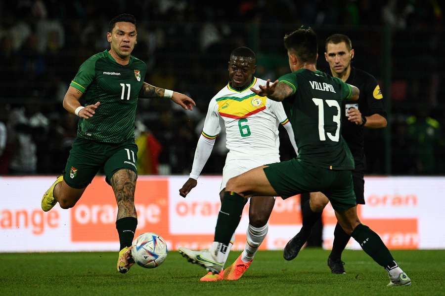 Senegal vence Bolívia em amistoso preparatório para Copa