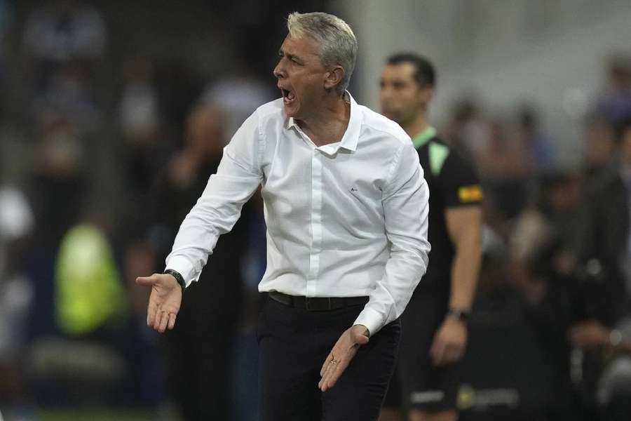 Tiago Nunes soll die Meisterschaft doch noch zu Botafogo bringen