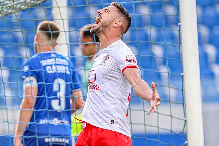 Ricardo Valente termina carreira de futebolista aos 35 anos Ricardo Valente termina carreira de futebolista aos 35 anos