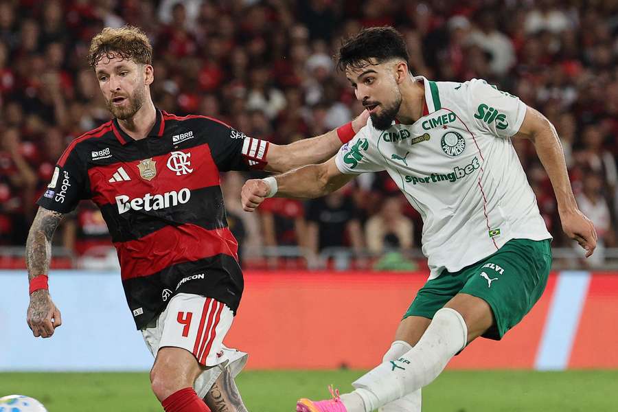 Flamengo e Palmeiras mais uma vez estarão na Libertadores Flamengo e Palmeiras mais uma vez estarão na Libertadores